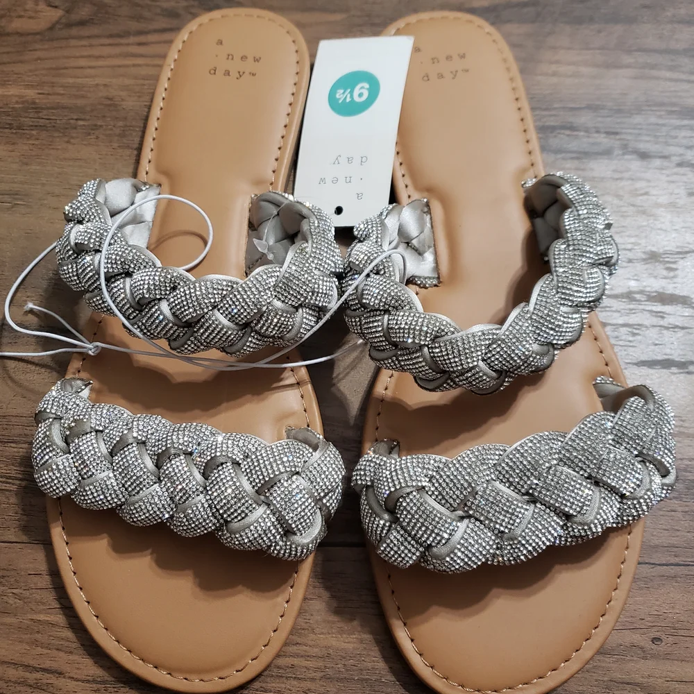 A New Day Women's Lucy Braided Rhinestone Slide Sandals sz 9.5 NWT - Picture 1 of 4